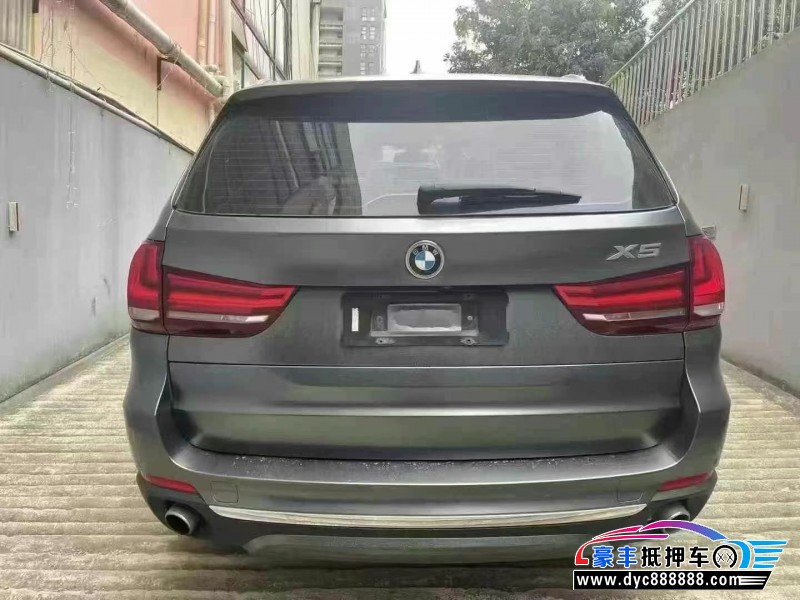 18年宝马X5轿车抵押车出售