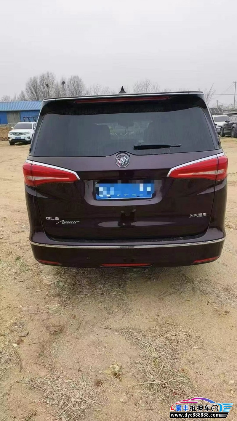 17年别克GL8轿车抵押车出售
