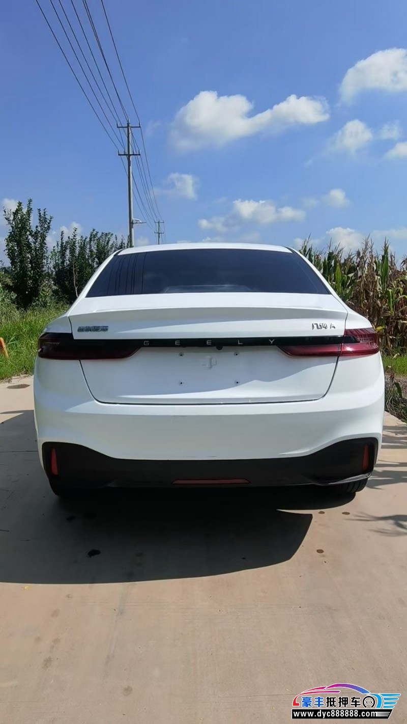 23年吉利几何轿车抵押车出售