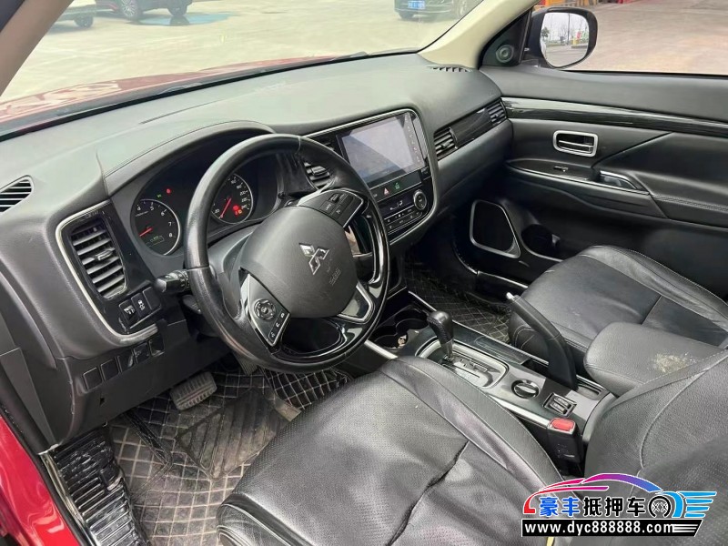 18年三菱欧蓝德SUV抵押车出售