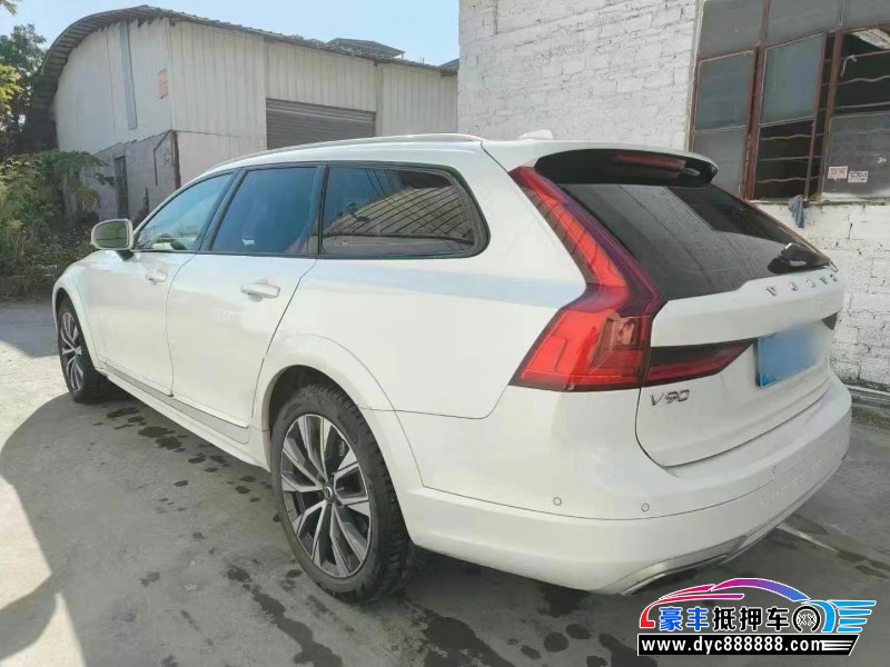 17年沃尔沃v90轿车抵押车出售