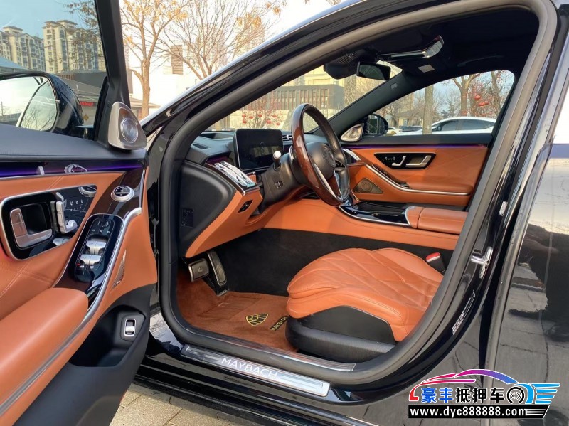 21年奔驰迈巴赫S级轿车抵押车出售