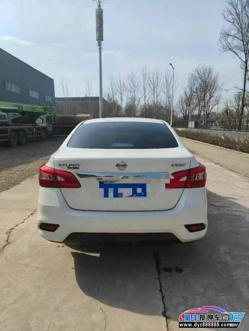 20年日产轩逸轿车抵押车出售