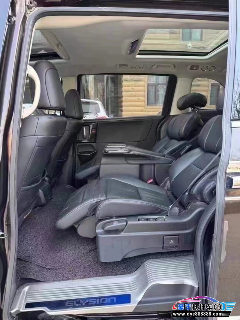 18年本田艾力绅轿车抵押车出售