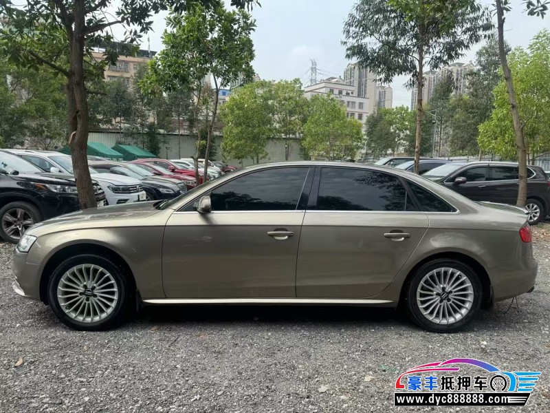 13年奥迪A4L轿车抵押车出售