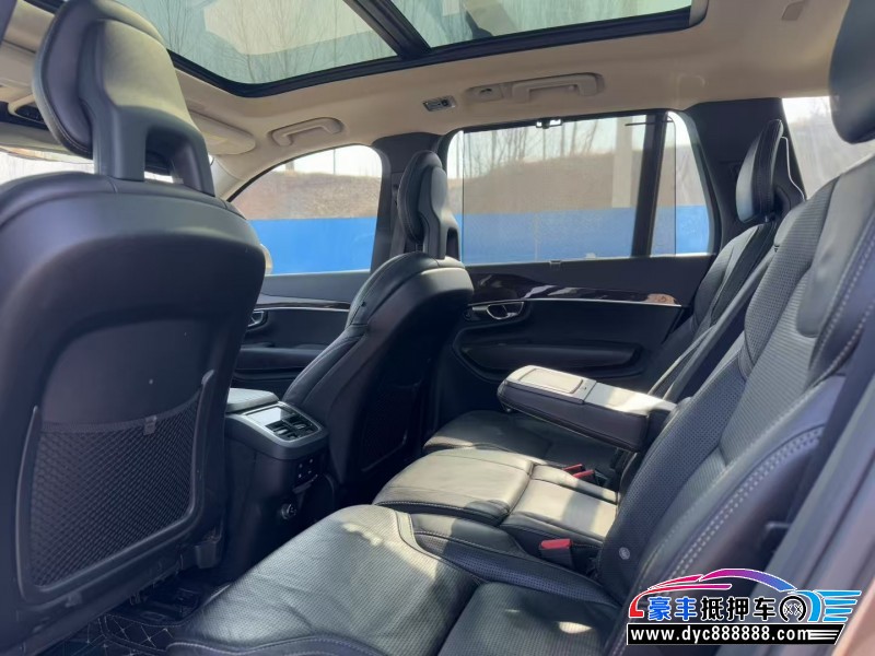 16年沃尔沃XC90轿车抵押车出售