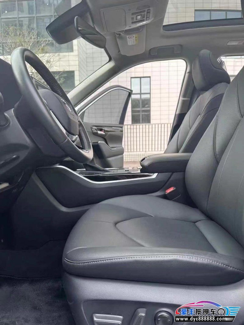 23年丰田汉兰达轿车抵押车出售