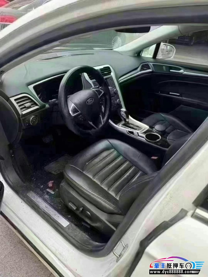 15年福特蒙迪欧轿车抵押车出售