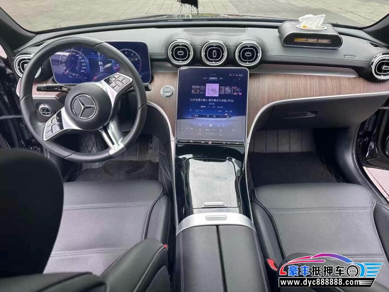 22年奔驰C轿车抵押车出售