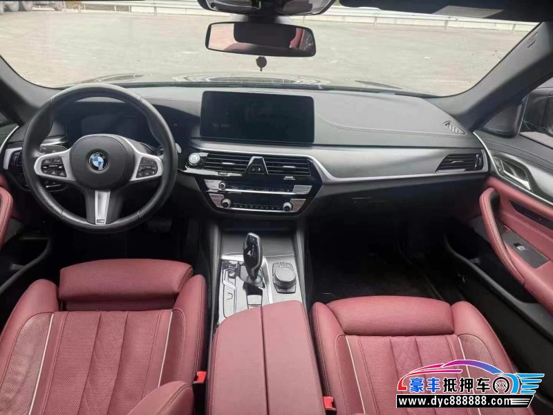 21年宝马5系轿车抵押车出售