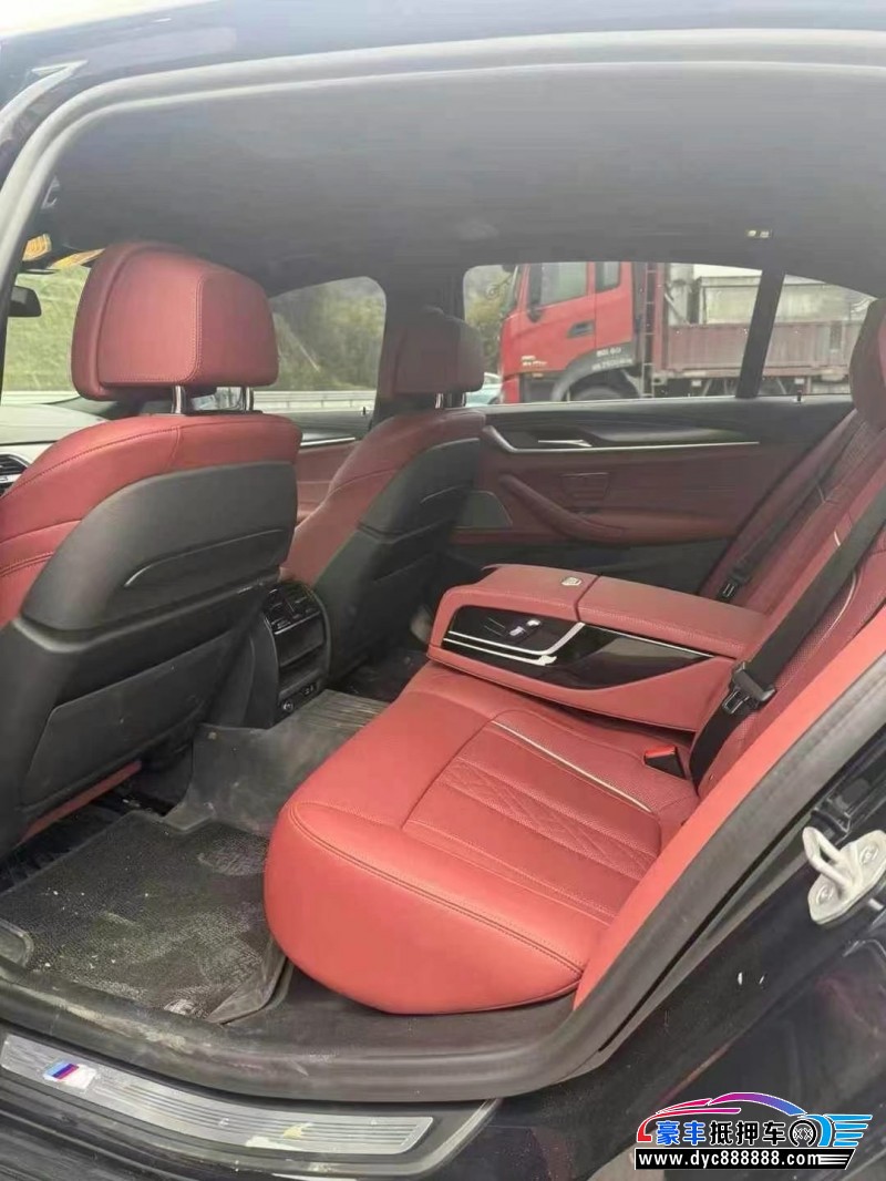 21年宝马5系轿车抵押车出售