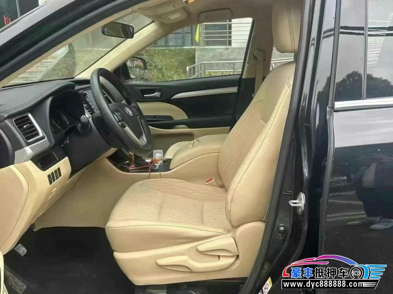 21年丰田汉兰达轿车抵押车出售