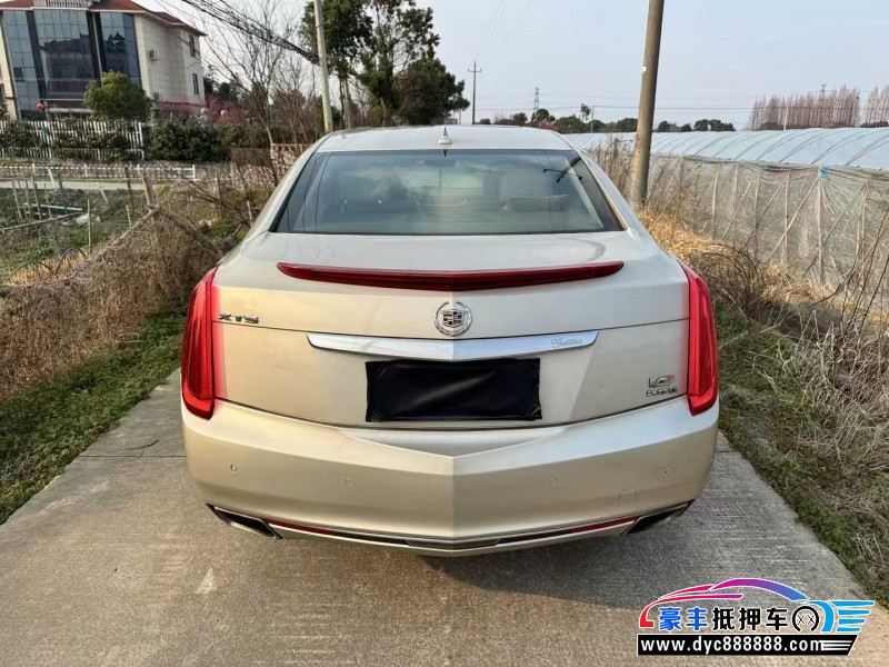13年凯迪拉克XTS轿车抵押车出售