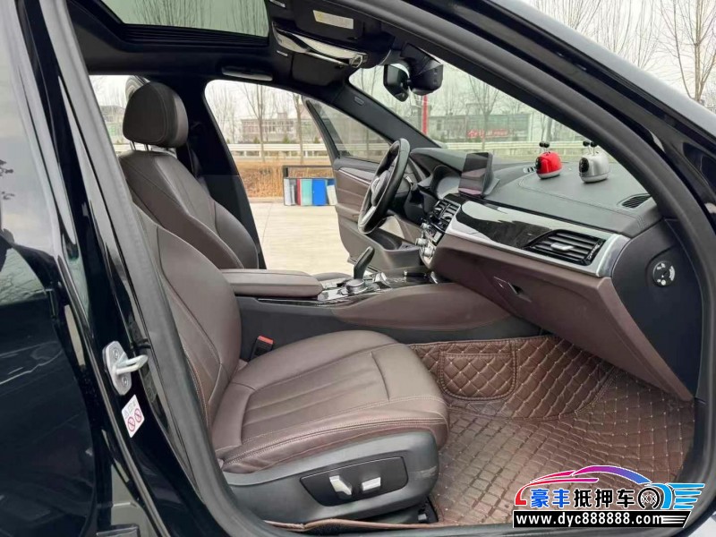 19年宝马5系轿车抵押车出售