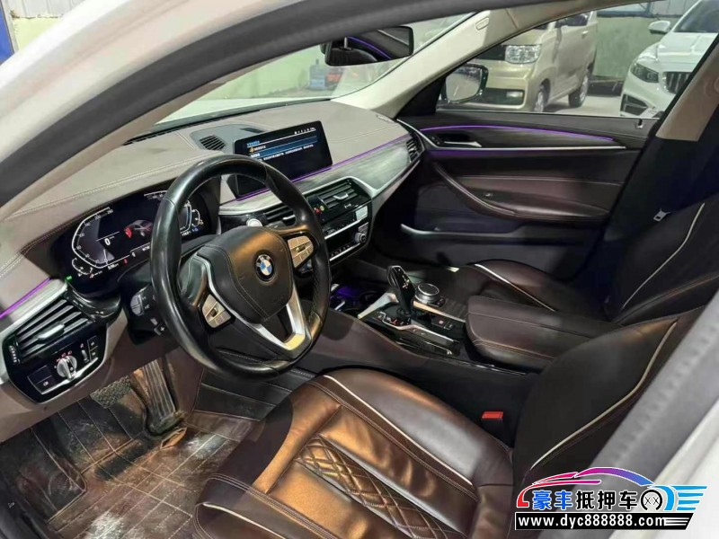 20年宝马5系轿车抵押车出售