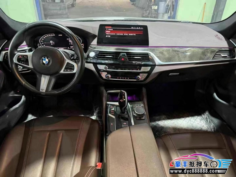 20年宝马5系轿车抵押车出售