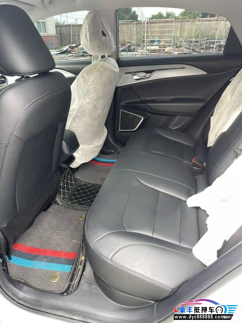 24年吉利几何轿车抵押车出售