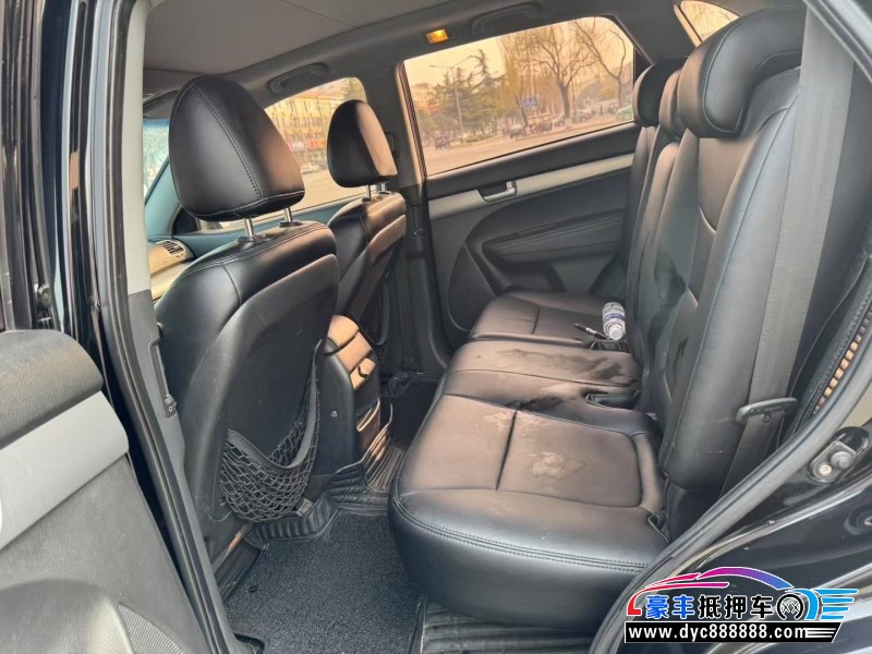 14年起亚索兰托轿车抵押车出售