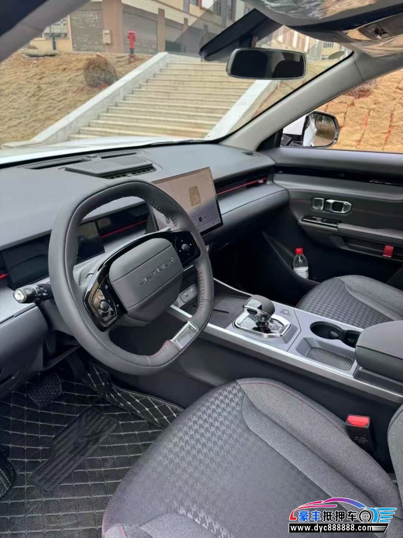 25年捷途大圣轿车抵押车出售