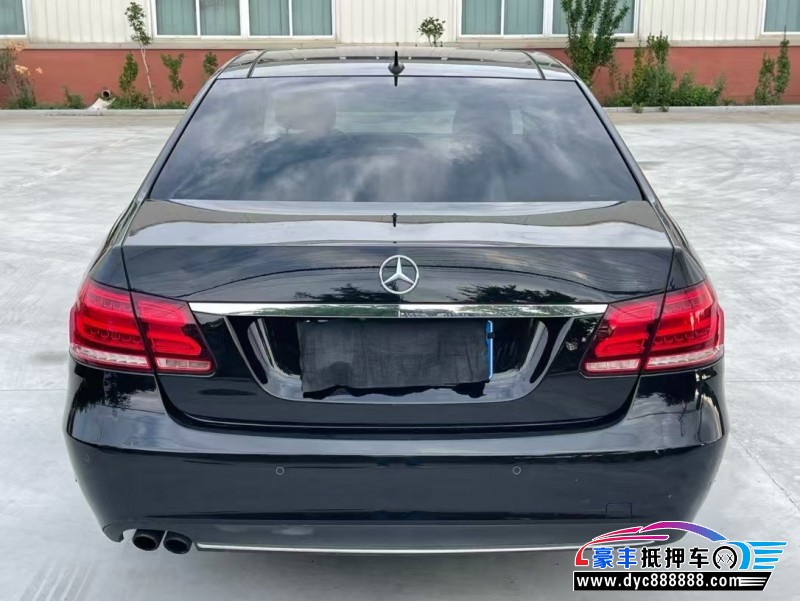 14年奔驰E轿车抵押车出售