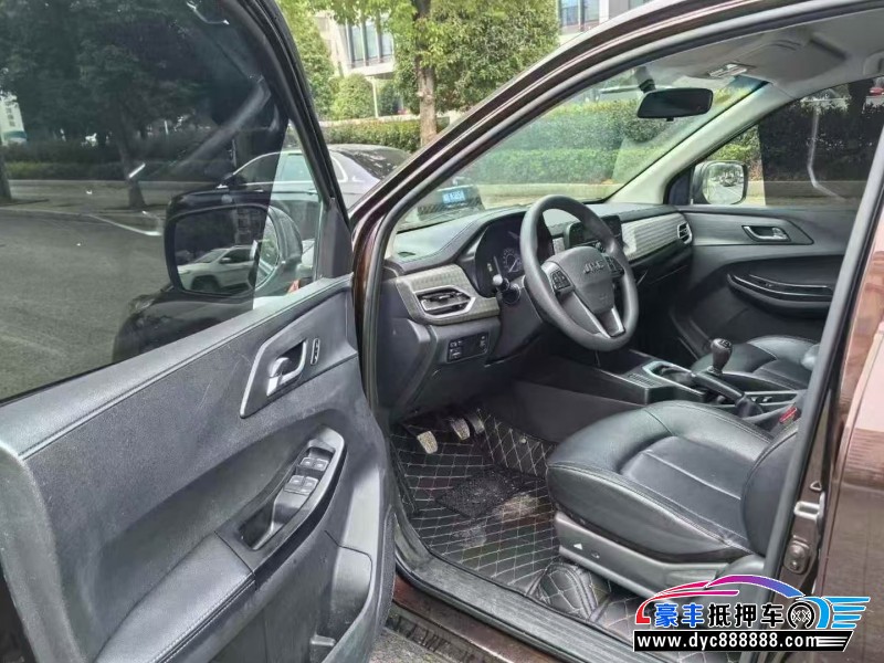 22年江铃宝典轿车抵押车出售