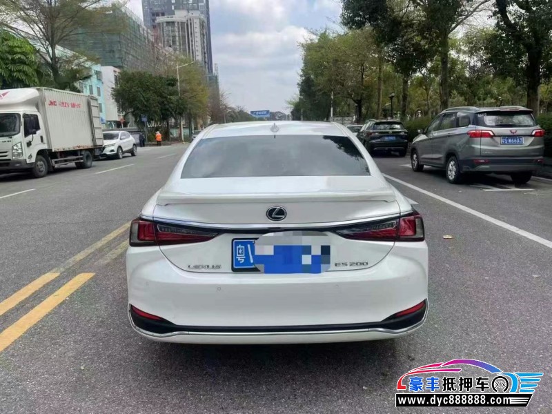 19年雷克萨斯ES轿车抵押车出售