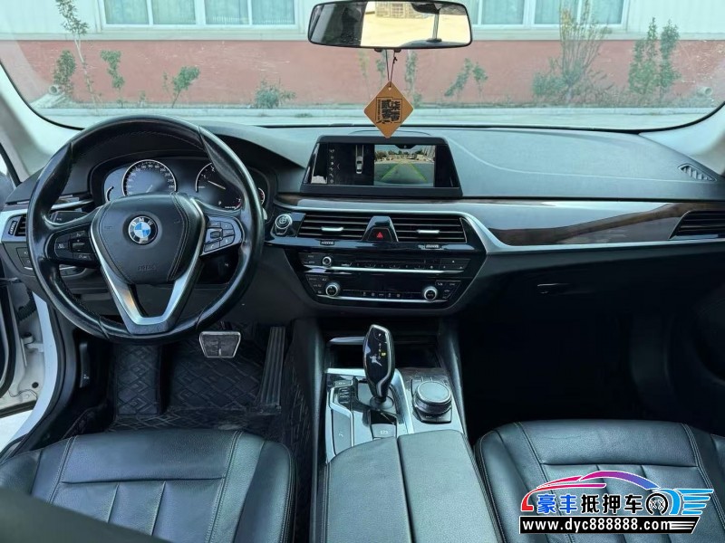 18年宝马5系轿车抵押车出售