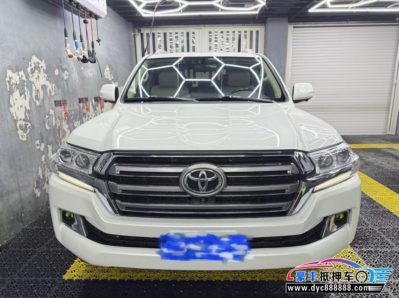 19年丰田兰德酷路泽（陆巡）轿车抵押车出售