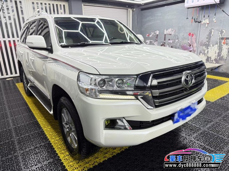 19年丰田兰德酷路泽（陆巡）轿车抵押车出售