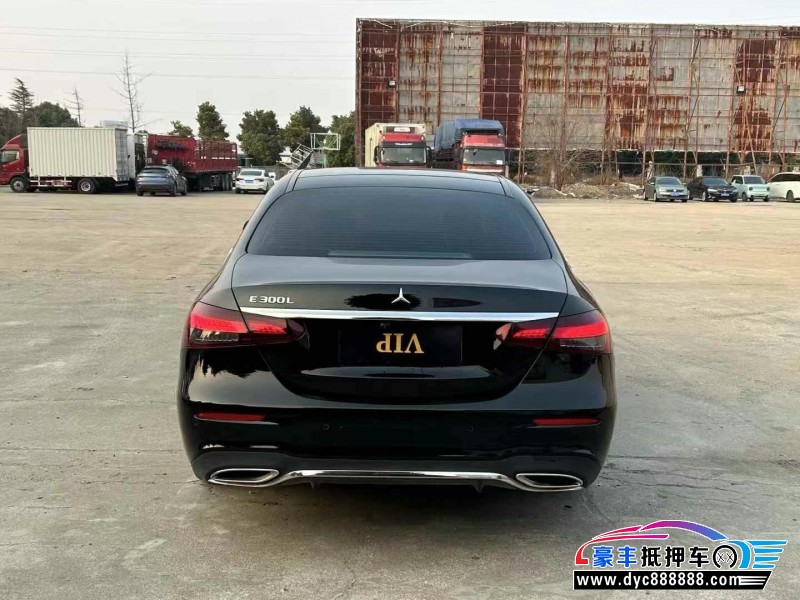 21年奔驰E轿车抵押车出售