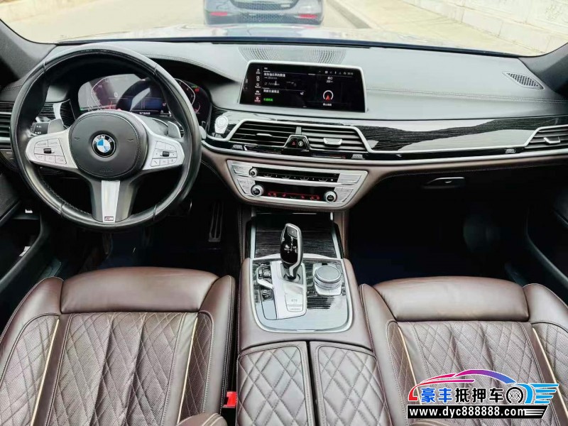 22年宝马7系轿车抵押车出售