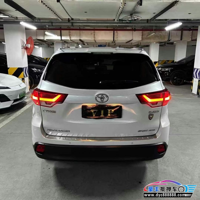 20年丰田汉兰达轿车抵押车出售