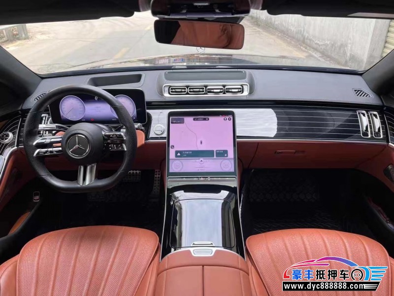 22年奔驰S轿车抵押车出售