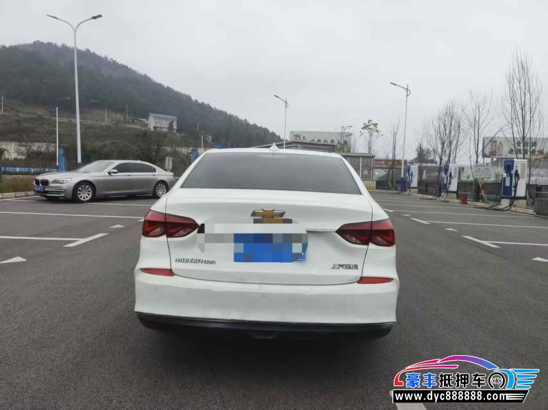 20年雪佛兰科鲁泽轿车抵押车出售