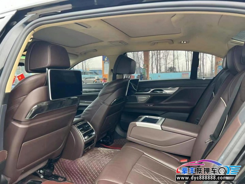 16年宝马7系轿车抵押车出售