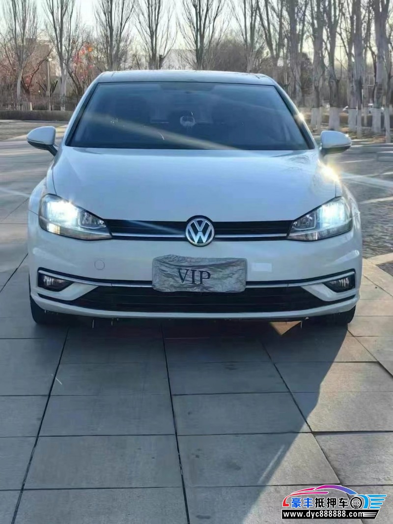 20年大众高尔夫轿车抵押车出售