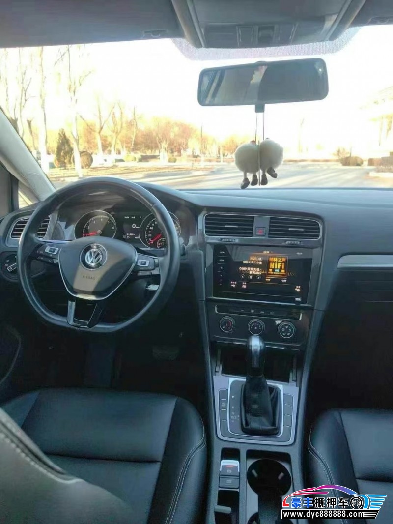 20年大众高尔夫轿车抵押车出售