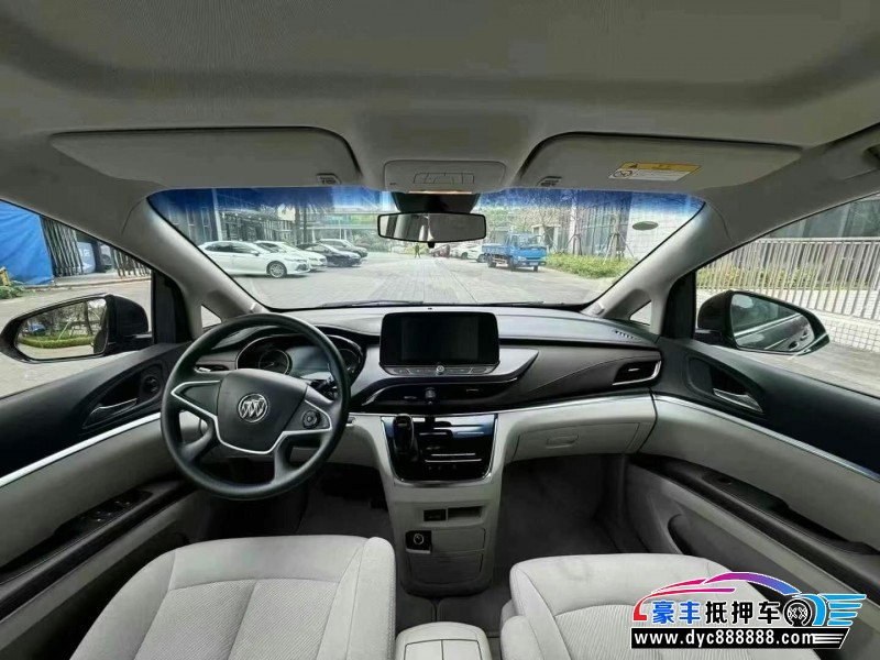 24年别克GL8轿车抵押车出售