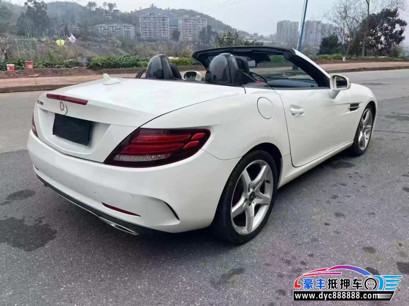 17年奔驰SLC轿车抵押车出售