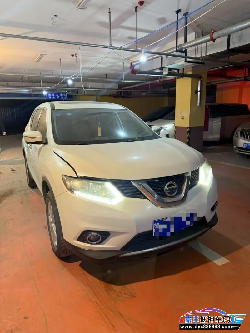 16年日产奇骏轿车抵押车出售