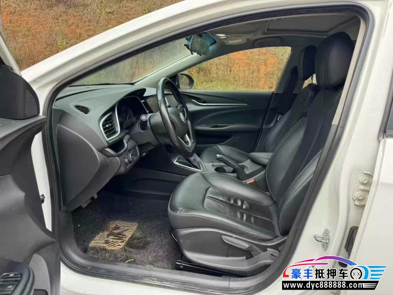 18年别克英朗轿车抵押车出售