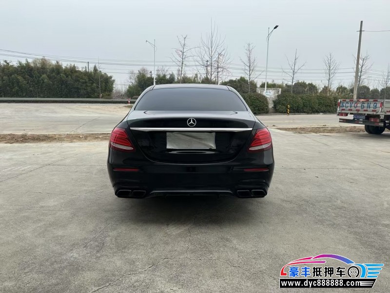 18年奔驰E轿车抵押车出售