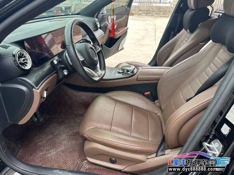 18年奔驰E轿车抵押车出售