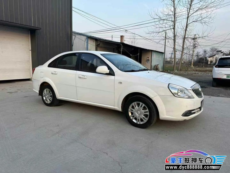 17年别克凯越轿车抵押车出售