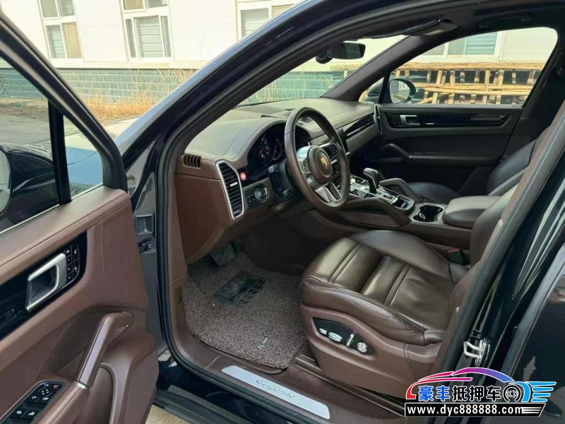 18年保时捷卡宴轿车抵押车出售