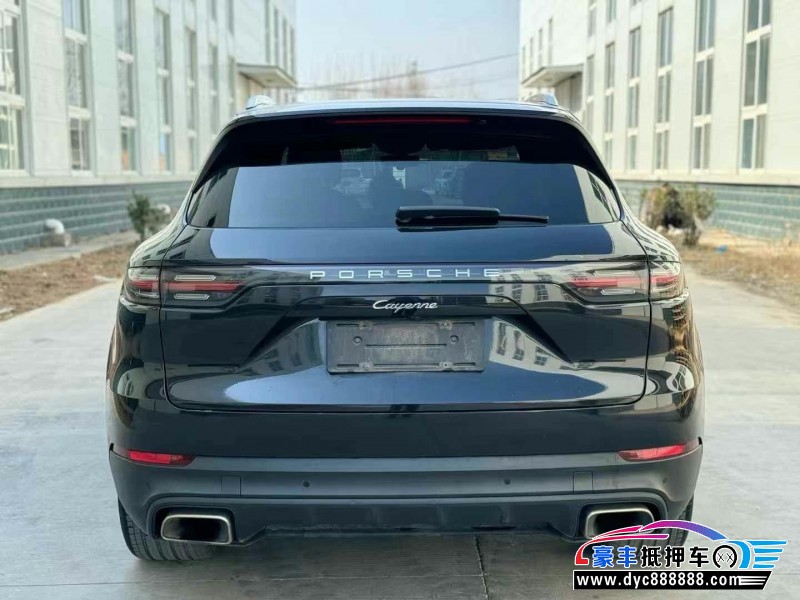 18年保时捷卡宴轿车抵押车出售