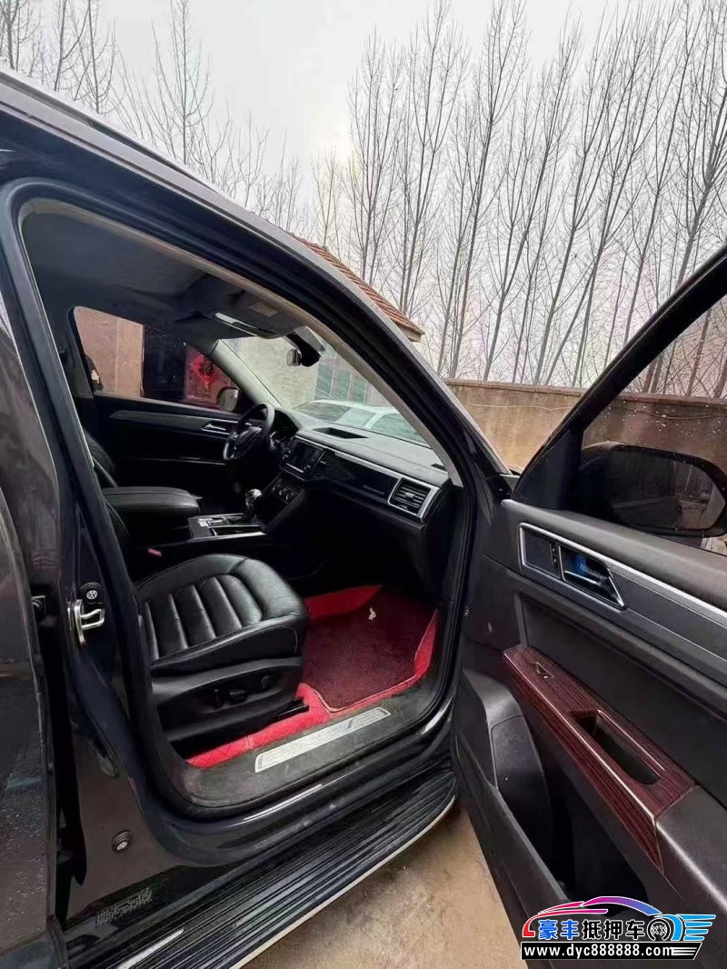 18年大众途昂轿车抵押车出售