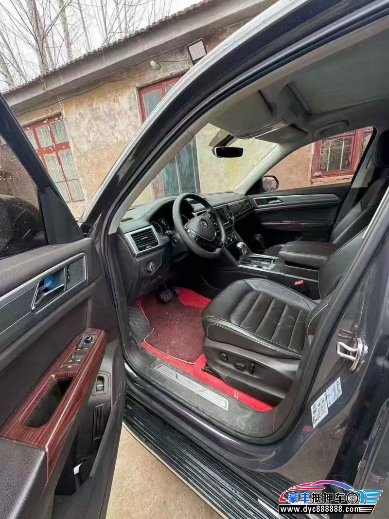 18年大众途昂轿车抵押车出售