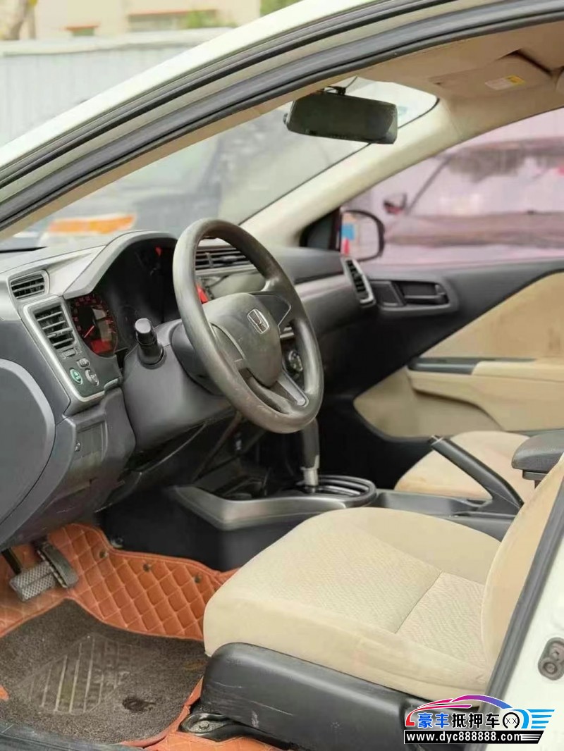 19年本田哥瑞轿车抵押车出售