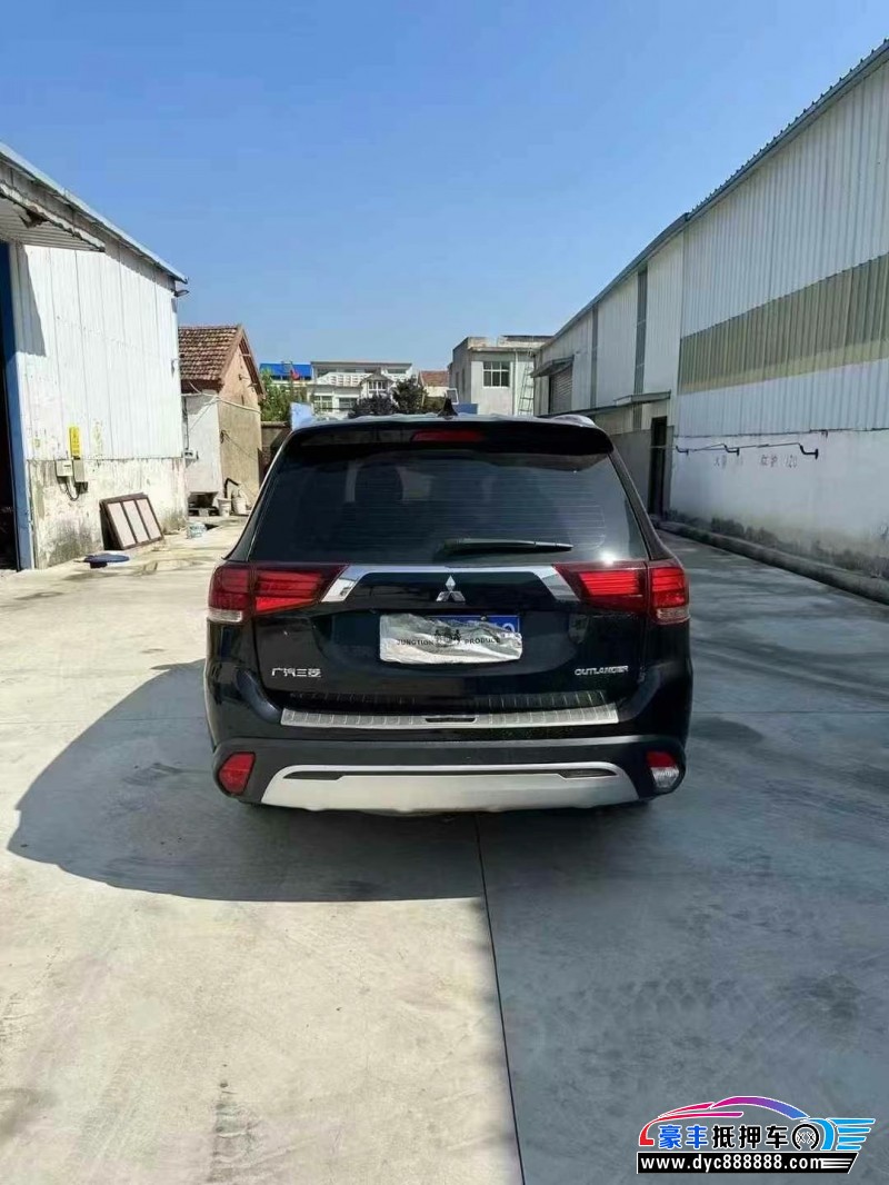 19年三菱欧蓝德SUV抵押车出售